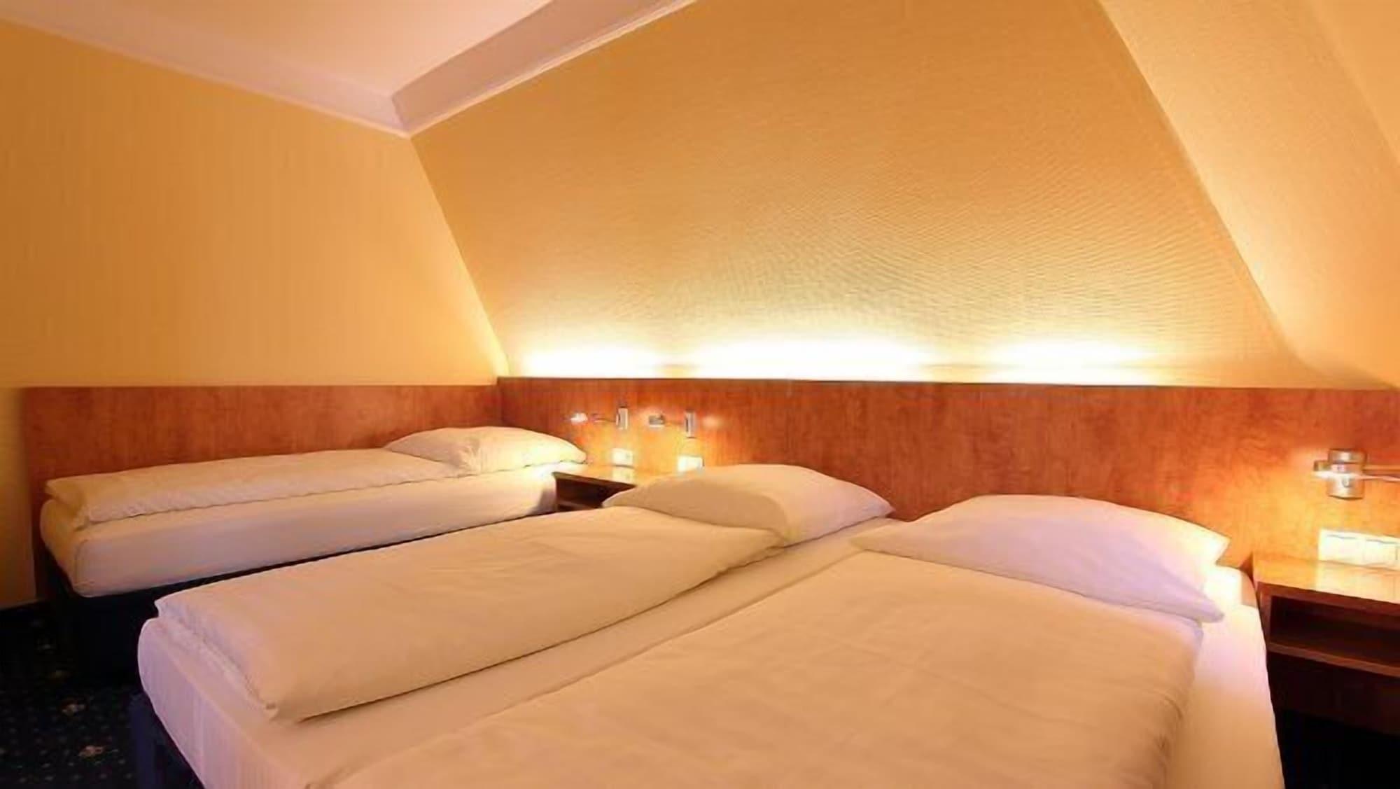 Hotel Astro - Nichtraucherhotel 4*