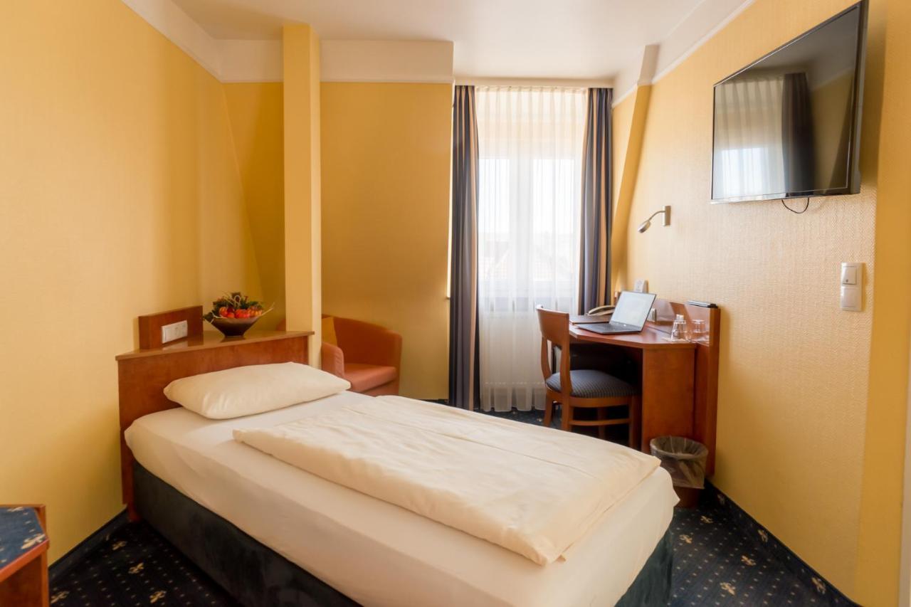 Hotel Astro - Nichtraucherhotel Stuttgart