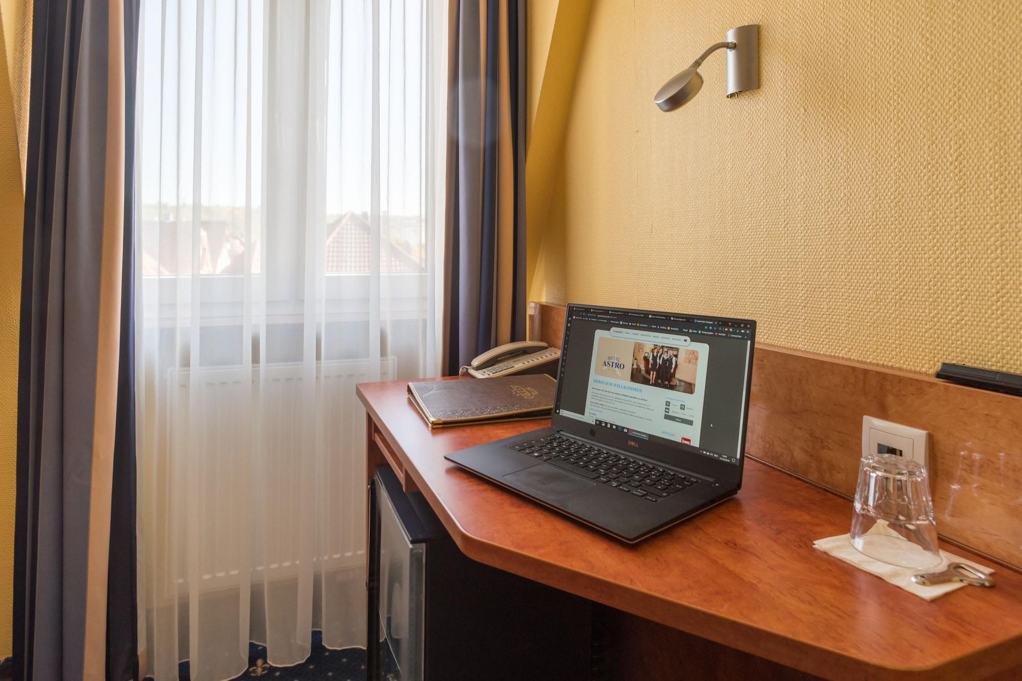 Astro - Nichtraucherhotel Hotel 4*