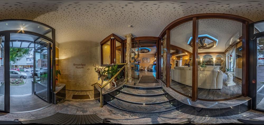 Astro - Nichtraucherhotel Hotel 4*